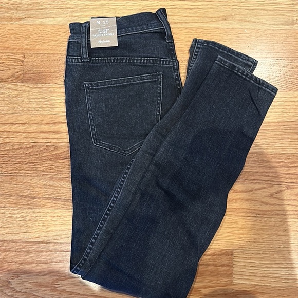 Madewell NWT 10” High Riser Skinny Skinny - Picture 3 of 3